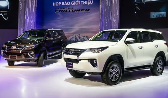 Giá xe Toyota Fortuner 2018 mới nhất tháng 4/2018
