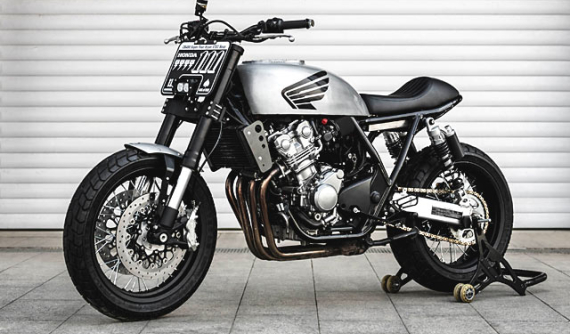 Chiêm ngưỡng bản độ Street Tracker Honda CB400 đến từ xưởng độ Trung Quốc