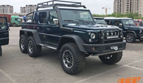 Beijing Auto BJ80 6x6 - Phiên bản "nhái" của Mercedes-Benz G63 AMG 6x6