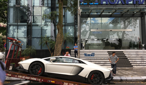 Hà Nội: Lamborghini Aventador LP700-4 độ 50 ANNIVERSARIO bất ngờ tái xuất