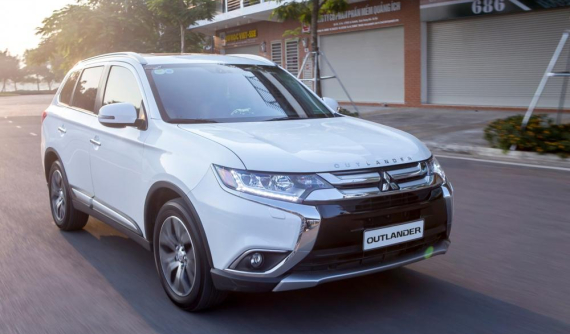 Mitsubishi Outlander lắp ráp trong nước bất ngờ tăng giá trong tháng 5/2018