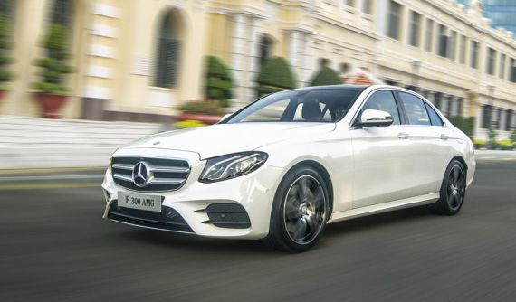 Giá xe Mercedes-Benz E-Class 2018 mới nhất tháng 5/2018