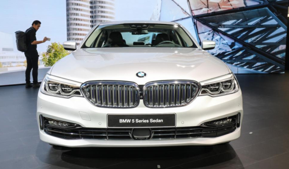 Giá xe BMW 5 Series 2018 mới nhất tháng 5/2018