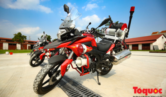 Cảnh sát PCCC Việt Nam được cấp dàn mô tô chữa cháy hoàn toàn mới