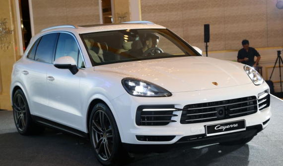 Giá xe Porsche Cayenne 2018 mới nhất tháng 5/2018