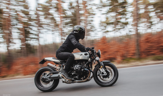 BMW R nineT Falcon - Bản độ Cafe Racer chất của Hookie
