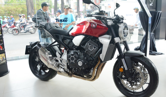 Đánh giá nhanh Honda CB1000R đời 2018 mới được phân phối chính hãng tại Việt Nam