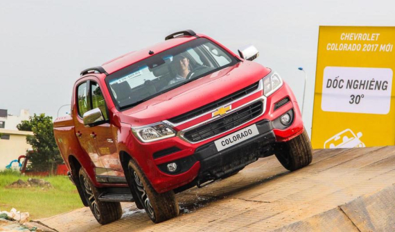 Giá xe Chevrolet Colorado 2018 mới nhất tháng 6/2018