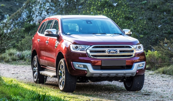 Giá xe Ford Everest 2018 mới nhất trong tháng 6/2018