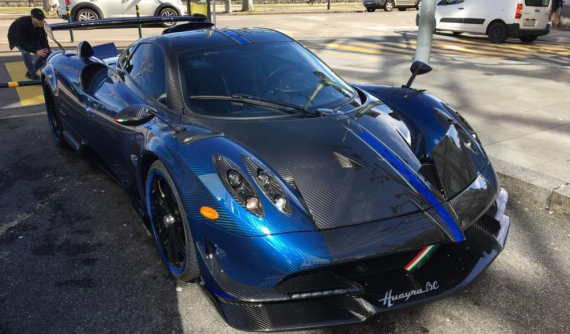 Siêu xe hàng độc Pagani Huayra BC "Macchina Volante" của Kris Singh xuất hiện tại Geneva