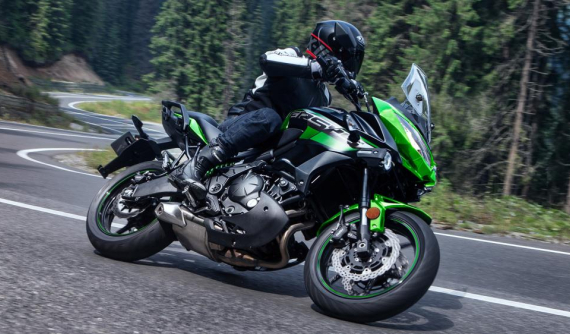 Giá xe Kawasaki Versys 650 2018 mới nhất tháng 6/2018