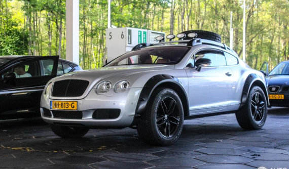 Bắt gặp Bentley Continental GT độ theo phong cách off-road ấn tượng ngoài đời thực