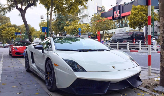 Lamborghini Gallardo Superleggera độc nhất Việt Nam bất ngờ "lột áo" trở về màu sơn nguyên bản