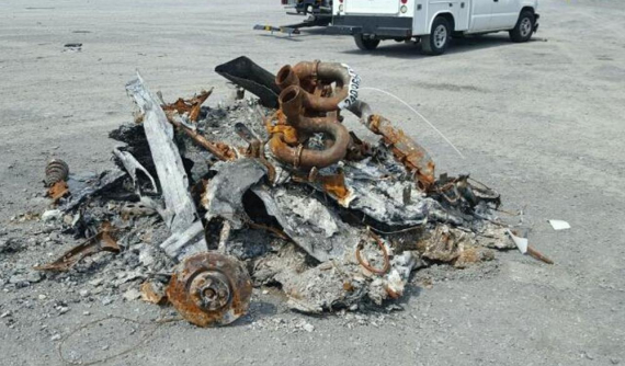 Cháy thành tro nhưng chiếc siêu xe Ford GT đời cũ vẫn được chủ nhân rao bán