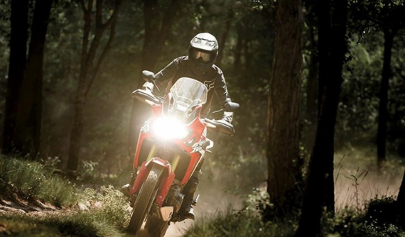 Xe việt dã Honda Africa Twin 2018 có giá bán, khởi điểm 450 triệu đồng