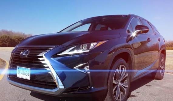 Đánh giá nhanh Lexus RX350L 2018: Nội thất xịn, lái êm, hàng ghế thứ 3 chật