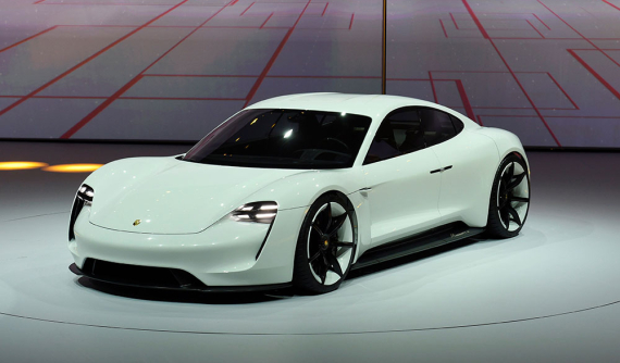 Porsche Mission E bản thương mại có tên chính thức là Taycan