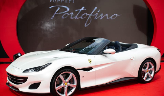 Sau Singapore, siêu xe mui trần Ferrari Portofino tiếp tục ra mắt Đông Nam Á