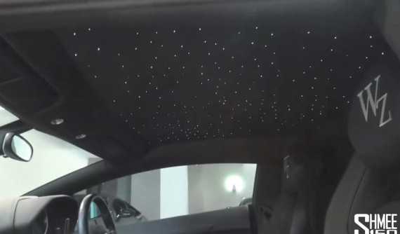 Lamborghini Aventador của tiền vệ Wilfried Zaha được độ trần sao như xe Rolls-Royce