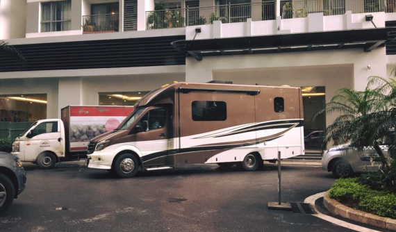 Nhà di động Mercedes-Benz Renegade Villagio bất ngờ tái xuất tại Hà thành