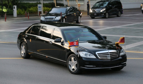 Khám phá chiếc limousine Mercedes-Benz chống đạn của ông Kim Jong Un