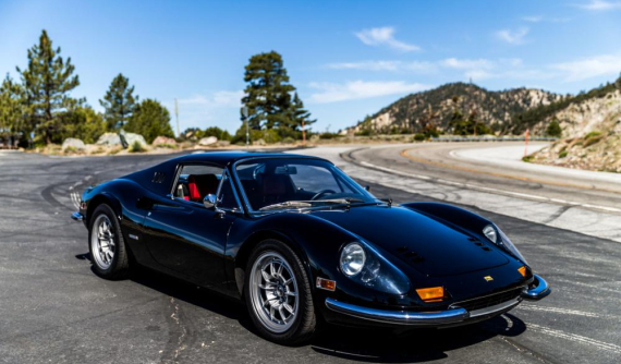 Ferrari Dino “mang hồn” F40 – giấc mơ tốc độ trong vẻ ngoài cổ điển