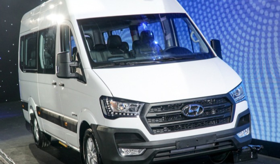 Hyundai Solati ra mắt với giá 1,08 tỷ đồng, cạnh tranh với Ford Transit