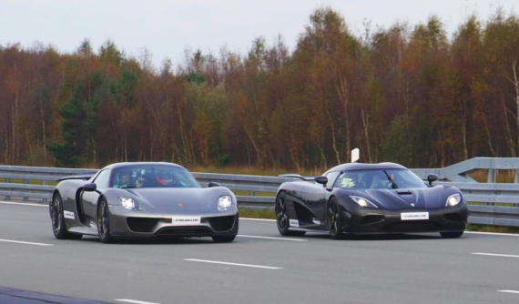 Koenigsegg Agera R "dạy"cho Porsche 918 Spyder biết tăng tốc từ 0-300 km/h là như thế nào