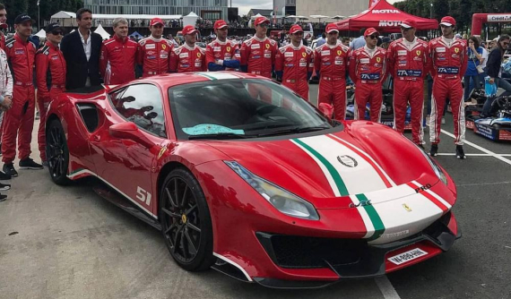 Ngắm hình ảnh "bằng xương, bằng thịt" của Ferrari 488 Pista Piloti mới ra mắt