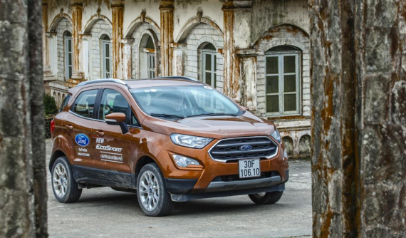 Giá xe Ford EcoSport 2018 mới nhất tháng 7/2018