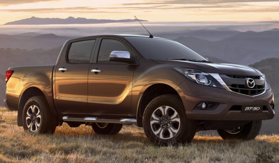 Giá xe Mazda BT-50 2018 mới nhất tháng 7/2018