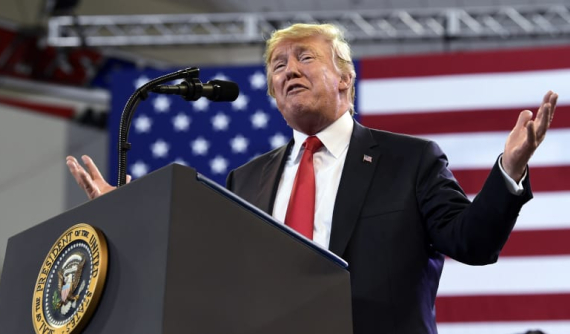 Tổng thống Trump tuyên bố đánh thuế mạnh Harley-Davidson sau khi hãng tuyên bố "bỏ xứ"