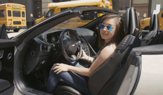 5 điều thú vị cần biết về mẫu xe sang cực đẹp Aston Martin DB11 Volante 2019