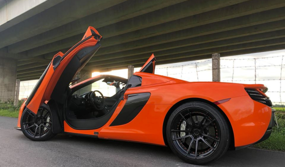 Đánh giá nhanh McLaren 650S Spider: Siêu xe mui trần hàng "hot" tại Việt Nam