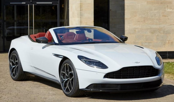 Aston Martin ra mắt bộ đôi xe phiên bản đặc biệt dựa theo DB11, giá 250.000 USD trở lên