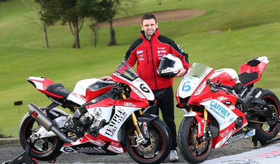Tay đua 6 lần đoạt podium Isle Of Man TT William Dunlop tử nạn trên đường đua tập
