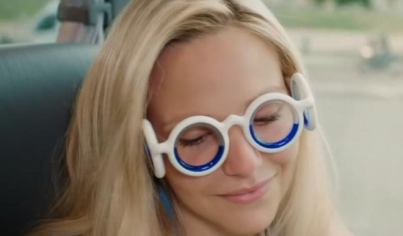 Citroen chào bán cặp kính "kỳ diệu" có thể chữa chứng say xe trong 10 phút