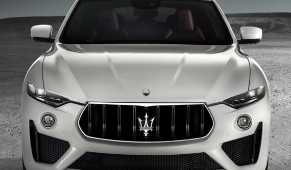 Maserati Levante GTS 2019 được trang bị động cơ V8, 542 mã lực của Ferrari