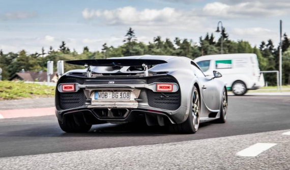 Đây có thể là chiếc Bugatti Divo gây ồn ào trong thời gian qua