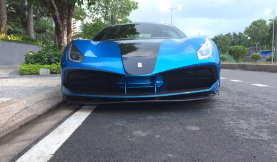 Bản độ Ferrari 488 GTB SVR độc nhất Việt Nam của người yêu xe Đà Lạt