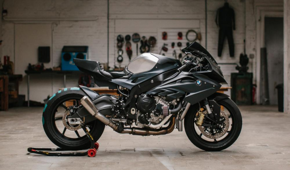 Ngắm "cá mập" BMW S1000RR độ Turbo cực khủng