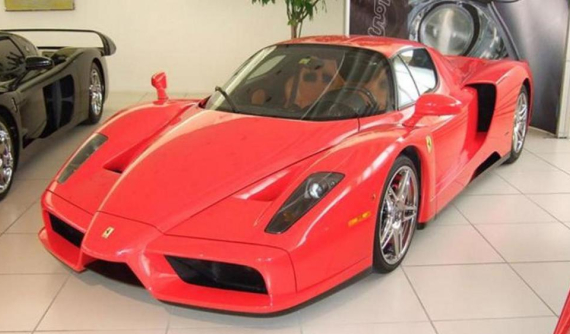Ferrari Enzo từng của tay đua Công thức 1 huyền thoại Michael Schumacher được rao bán