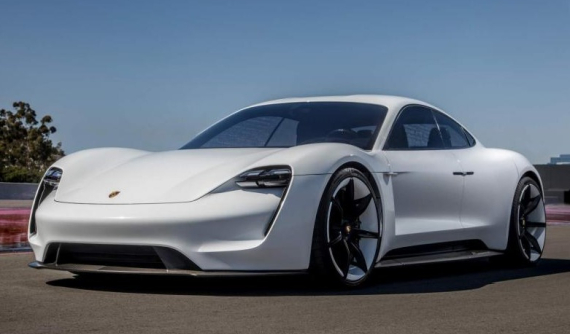 Thấy Tesla Model S quá "đậm chất gia đình", nhiều chủ xe đặt mua Porsche Taycan