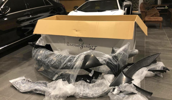 Lamborghini Aventador độ "khủng" tại Sài thành chuẩn bị "lột xác" với bản độ Liberty Walk cực hiếm