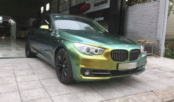 BMW 528i GT biển cặp đẹp mắt tại Hà Nội thay áo theo phong cách "tắc kè hoa"