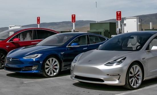 Đạt doanh thu kỷ lục trong quý II năm 2018 nhưng Tesla vẫn lỗ 742,7 triệu USD