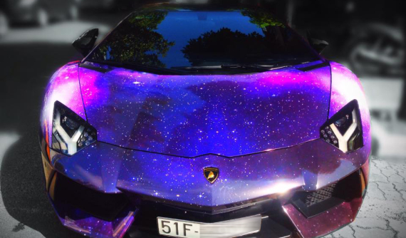"Loá mắt" với bộ áo dải thiên hà của Lamborghini Aventador trên đường phố Vũng Tàu