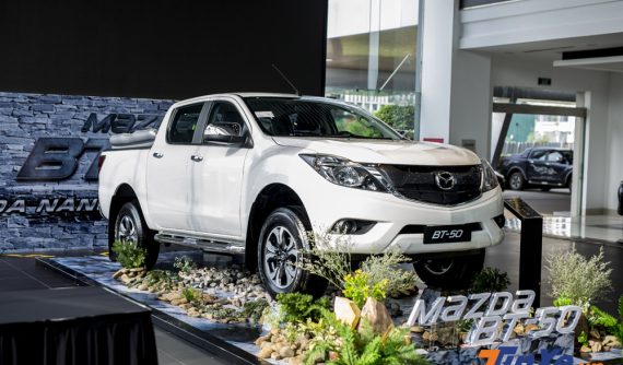 Đánh giá nhanh các nâng cấp tiện nghi của Mazda BT-50 2018 mới ra mắt Việt Nam