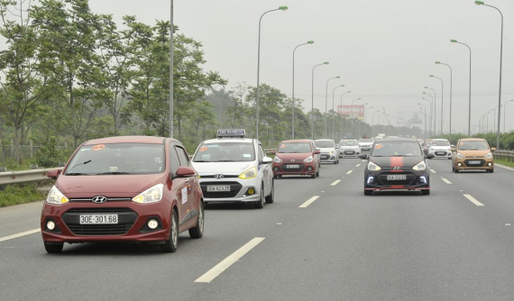 10 xe ô tô bán chạy nhất thị trường Việt Nam tháng 7/2018: Hyundai Grand i10 vững vàng đứng số 1