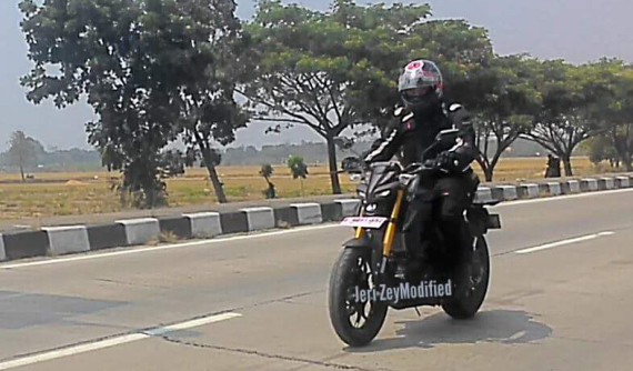 Cận cảnh thiết kế đèn pha của Yamaha TFX 150 2019